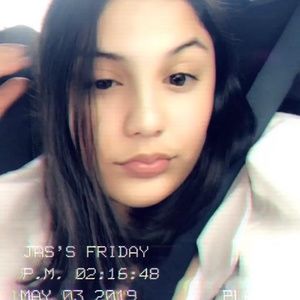 Meet your Posher, Jasmin